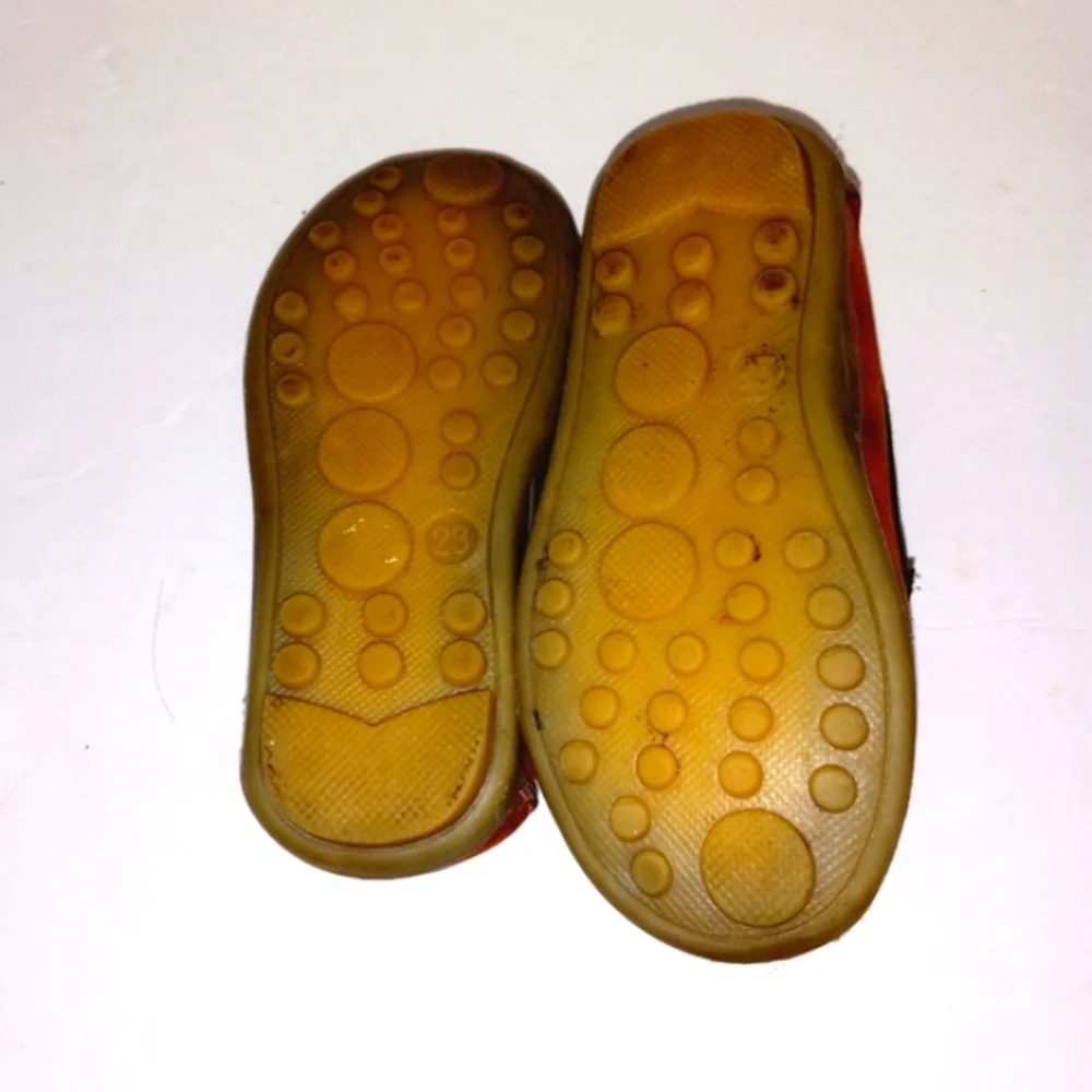 Conda size 23 (US 7) faux leather slip on loafers